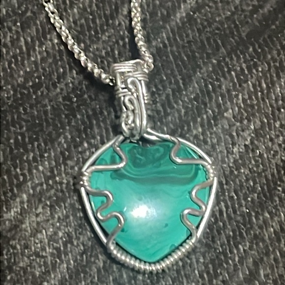 MALACHITE PENDANT/NECKLACE Real genuine Gemstone Semi-fine jewelry gem stone - Picture 2 of 5